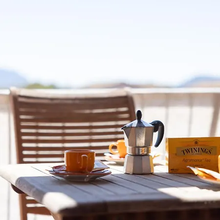 Guest house Charming With Two Beds -2 Minutes To The Beach- *