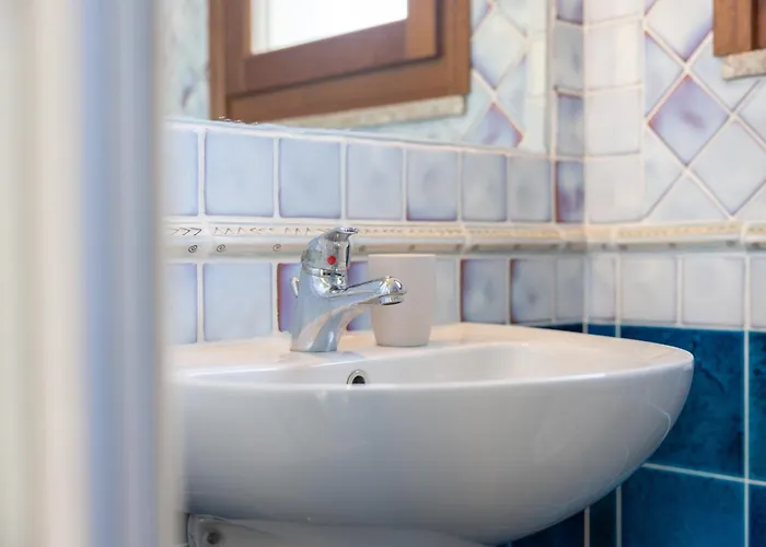 Charming With Two Beds -2 Minutes To The Beach- Olbia