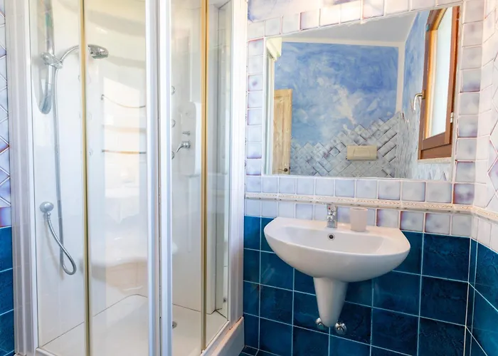 Charming With Two Beds -2 Minutes To The Beach- * Olbia